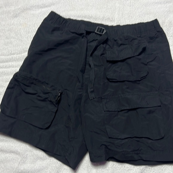 Cargo shorts - Picture 1 of 2